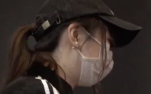 英リサの横顔