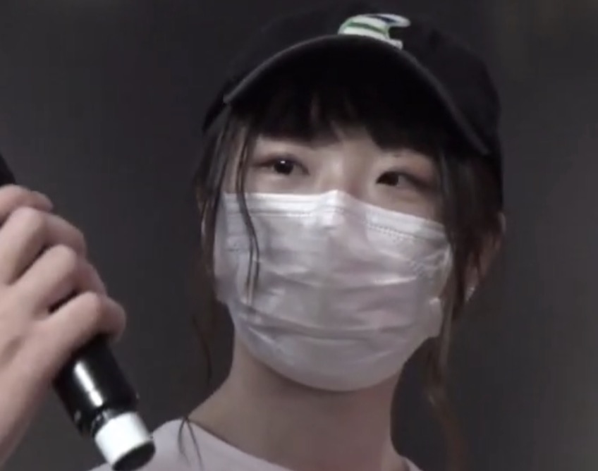 英リサの顔